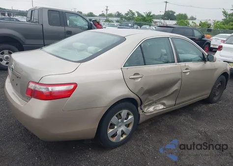 2008 Toyota Camry Le z USA, uszkodzony, nr VIN 4T1BE46K08U777336